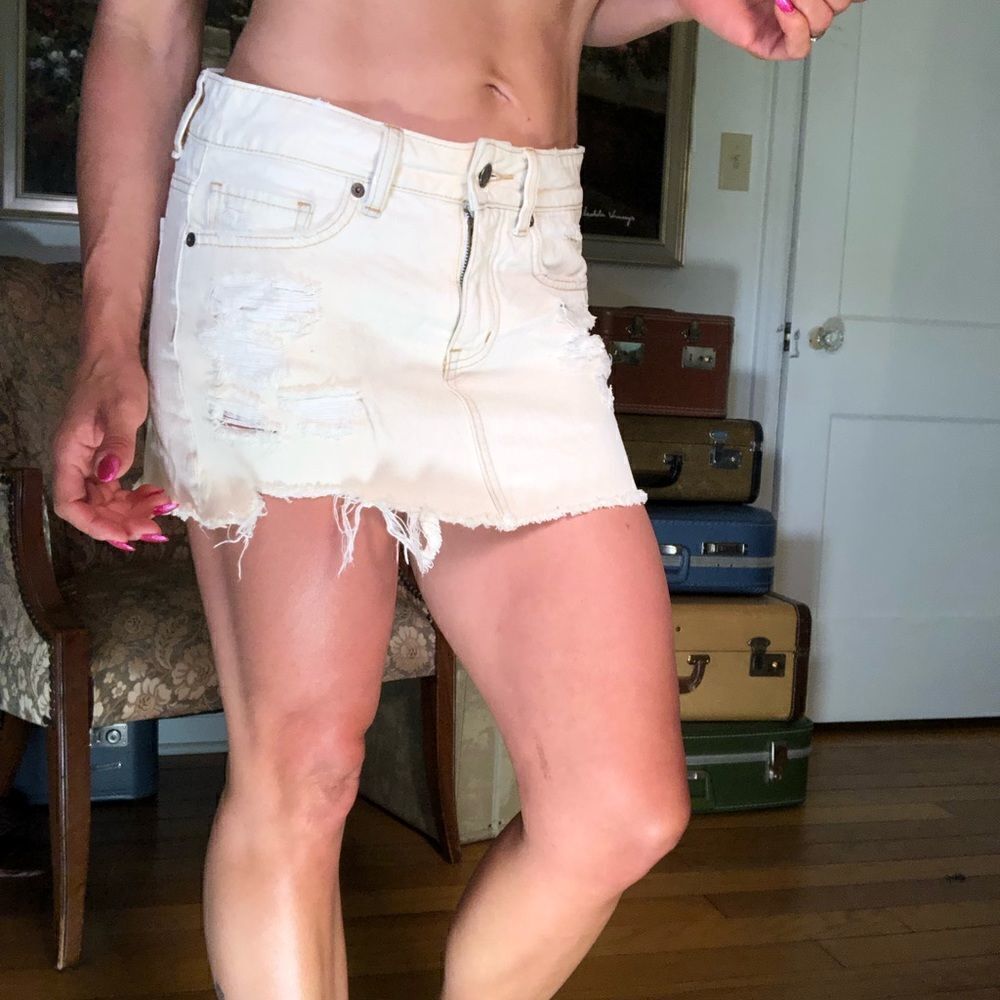 American Eagle denim mini skirt cream color